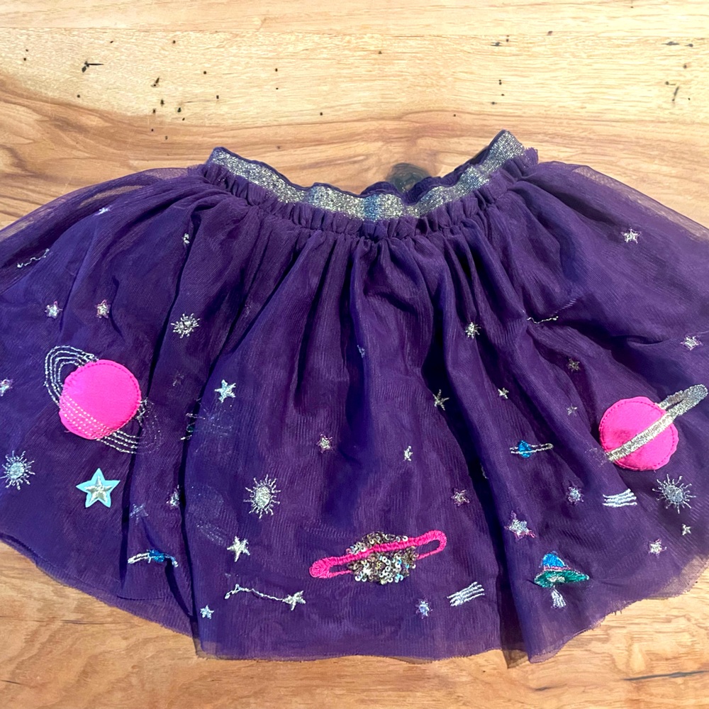 Mini Boden - size 4-5; purple planet twirl skirt